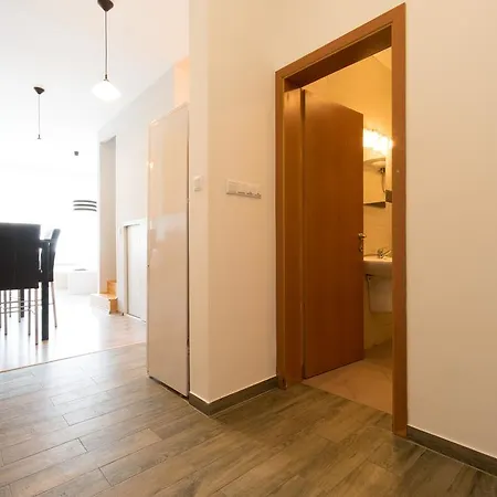 Apartment Mango